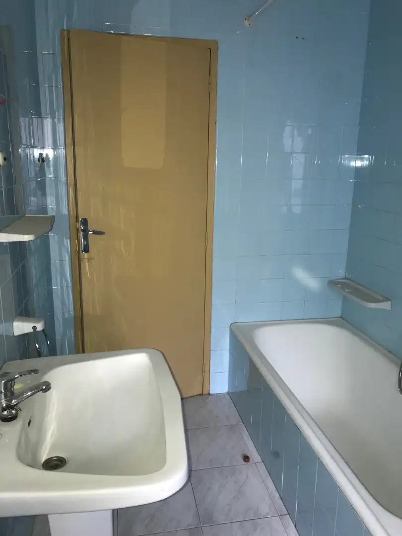 Badezimmer von Wohnung zum Verkauf in Benavente mit Heizung, Parkett und Terrasse