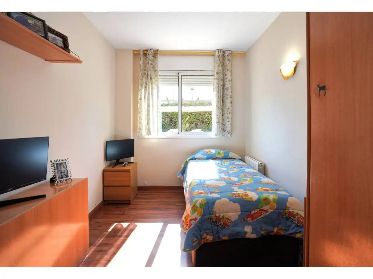 Bedroom of Flat for sale in Polinyà  with Heating, Private garden and Parquet flooring