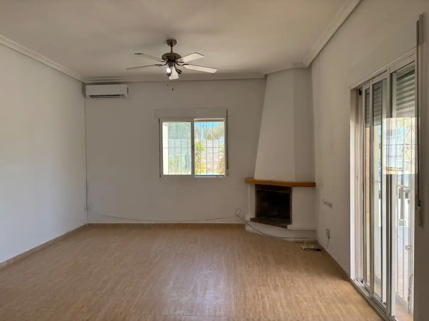 Wohnzimmer von Country house zur Miete in Crevillent