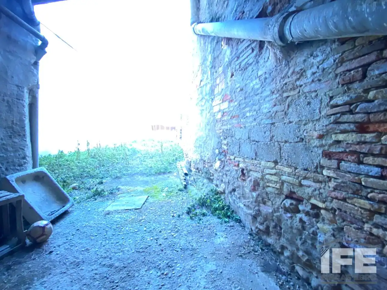 Vista exterior de Casa o xalet en venda en Alagón amb Calefacció i Terrassa
