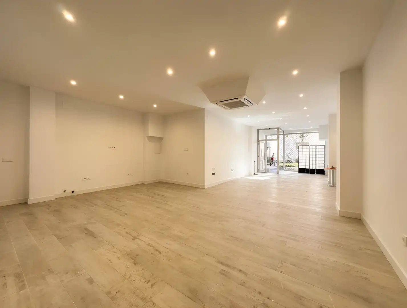 Business premises to rent in Ibaigane Kalea 21