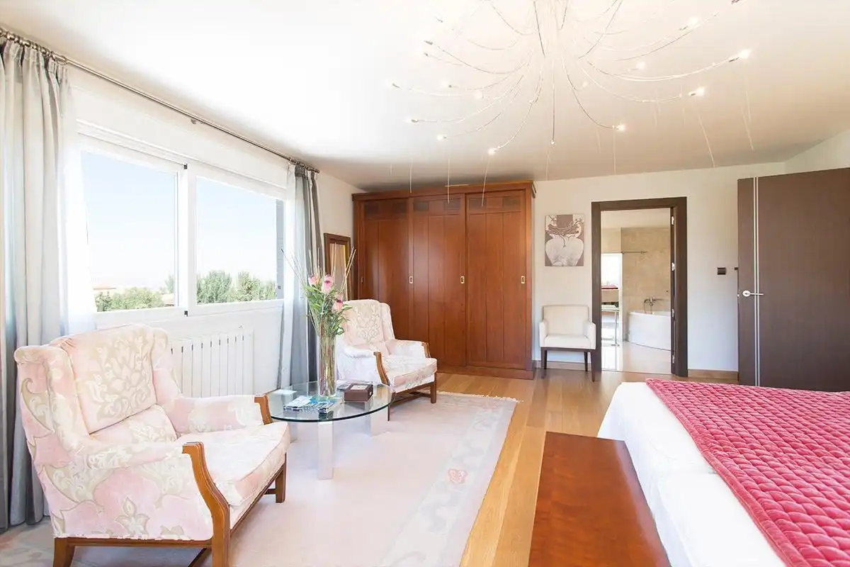 Chalet con piscina en venta en Genil, imagen 29