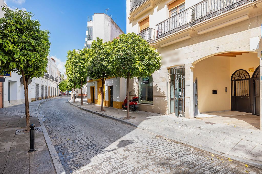 Vista exterior de Local en venda en Jerez de la Frontera