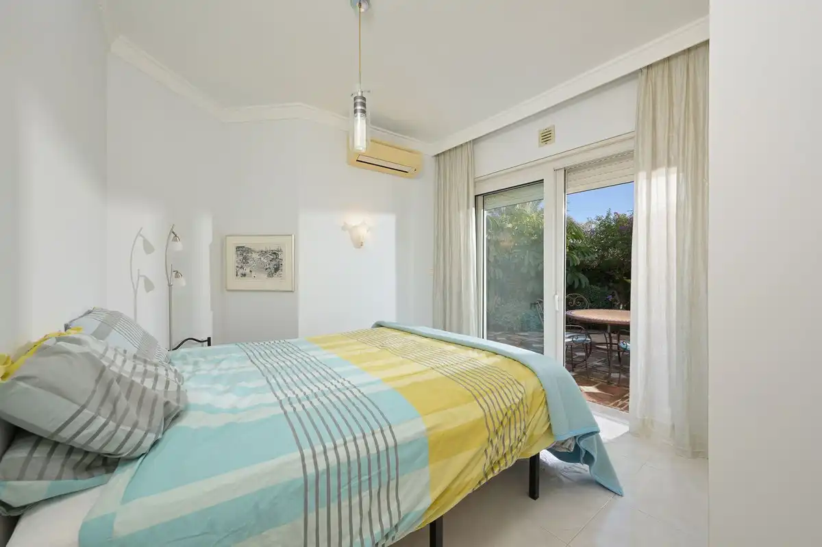 Habitación de Casa o chalet en venta en Marbella con Terraza, Trastero y Piscina