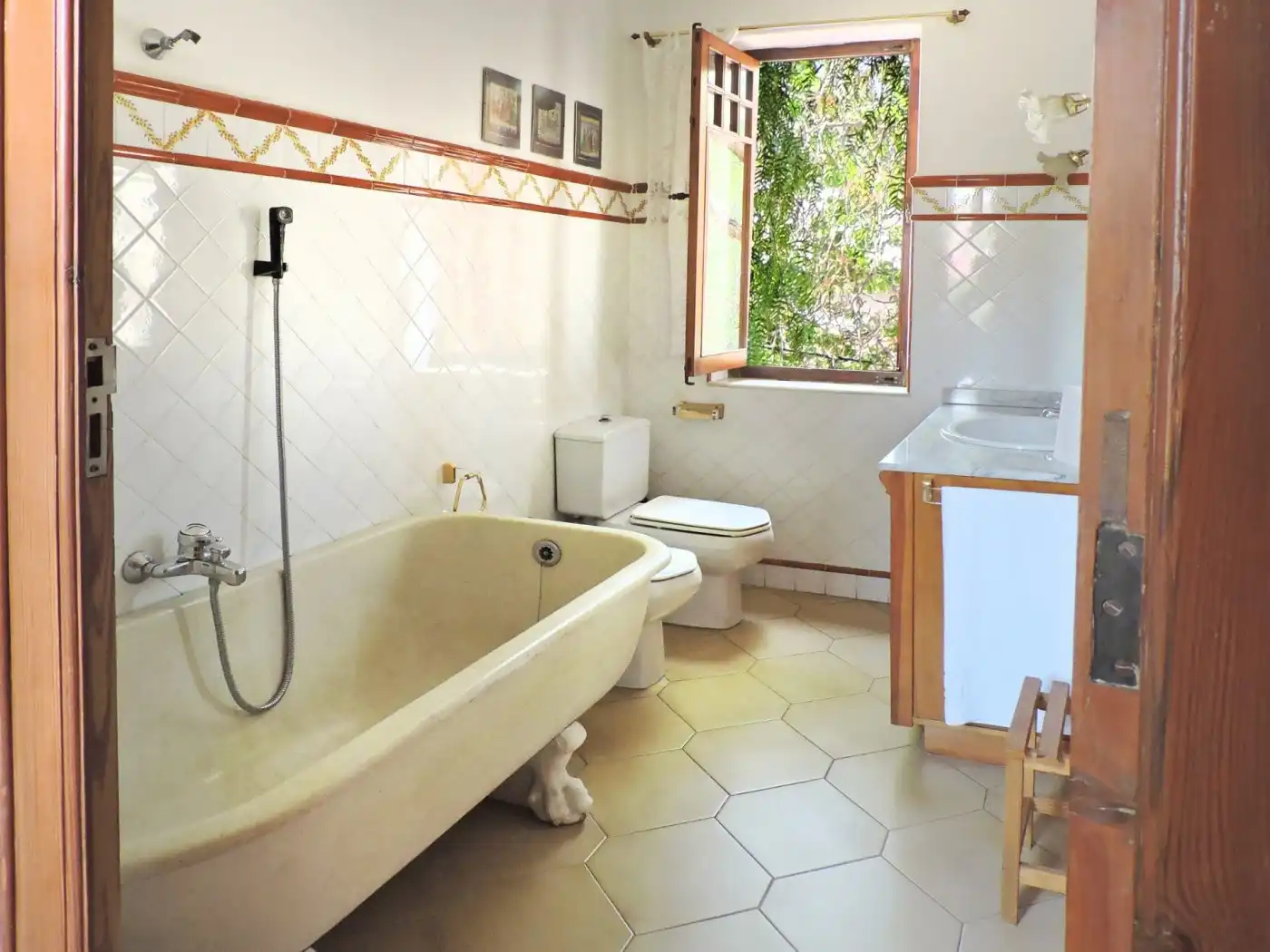 Baño de Casa o chalet en venta en Godella con Jardín privado, Terraza y Balcón