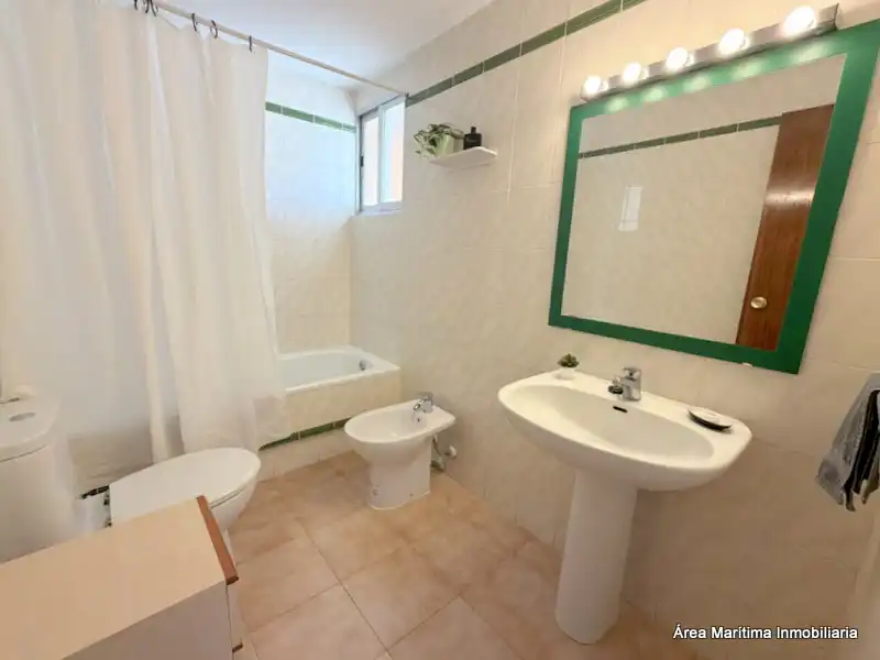 Badezimmer von Dachboden zur Miete in Valencia mit Klimaanlage, Heizung und Terrasse