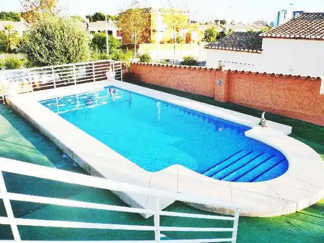 Villa con piscina in vendita a Marisol Park - Ortembach - Los Almendros, imagen 3
