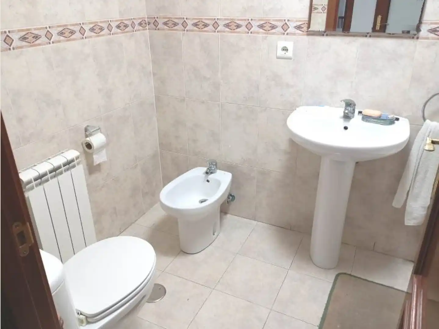 Baño de Piso en venta en Cartes con Calefacción, Parquet y Terraza