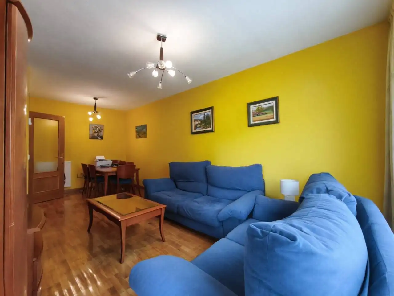 Living room of Flat for sale in Burgos  with Heating, Parquet flooring and Terrace