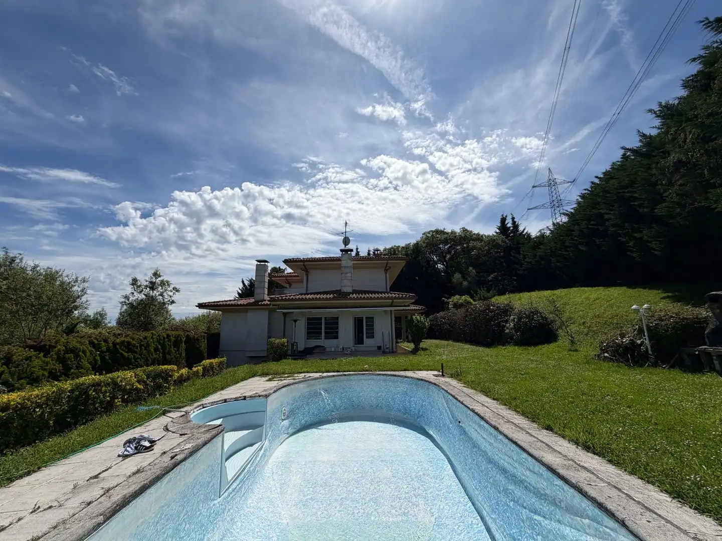 Piscina de Casa o chalet en venta en Mungia con Jardín privado, Trastero y Piscina