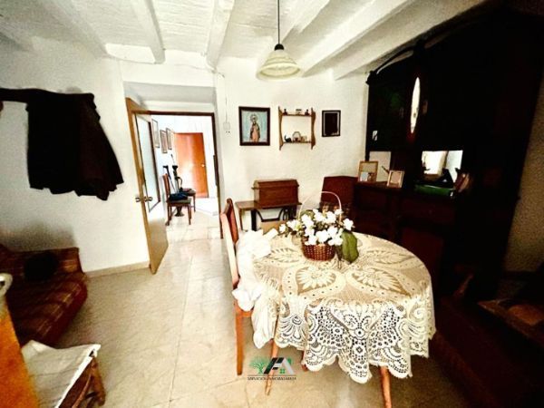 House or chalet for sale in Baeza  with Private garden