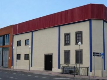 Nau industrial en venda a Avenida Claudio Delgado Díaz 19