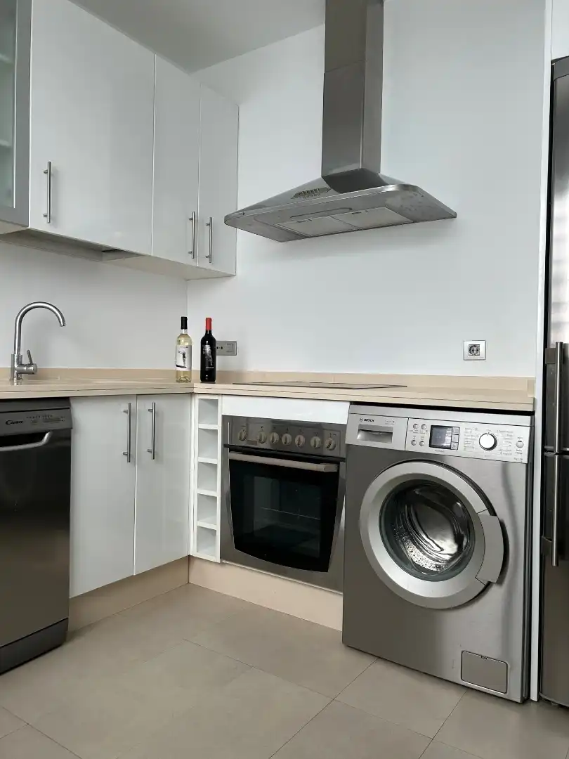Cocina de Dúplex de alquiler en Sevilla con Aire acondicionado, Calefacción y Parquet