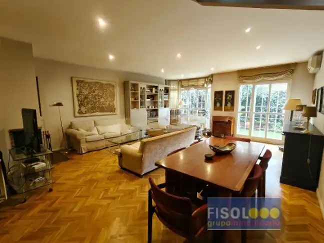 Sala de estar de Casa o chalet en venta en  Madrid Capital con Aire acondicionado y Calefacción