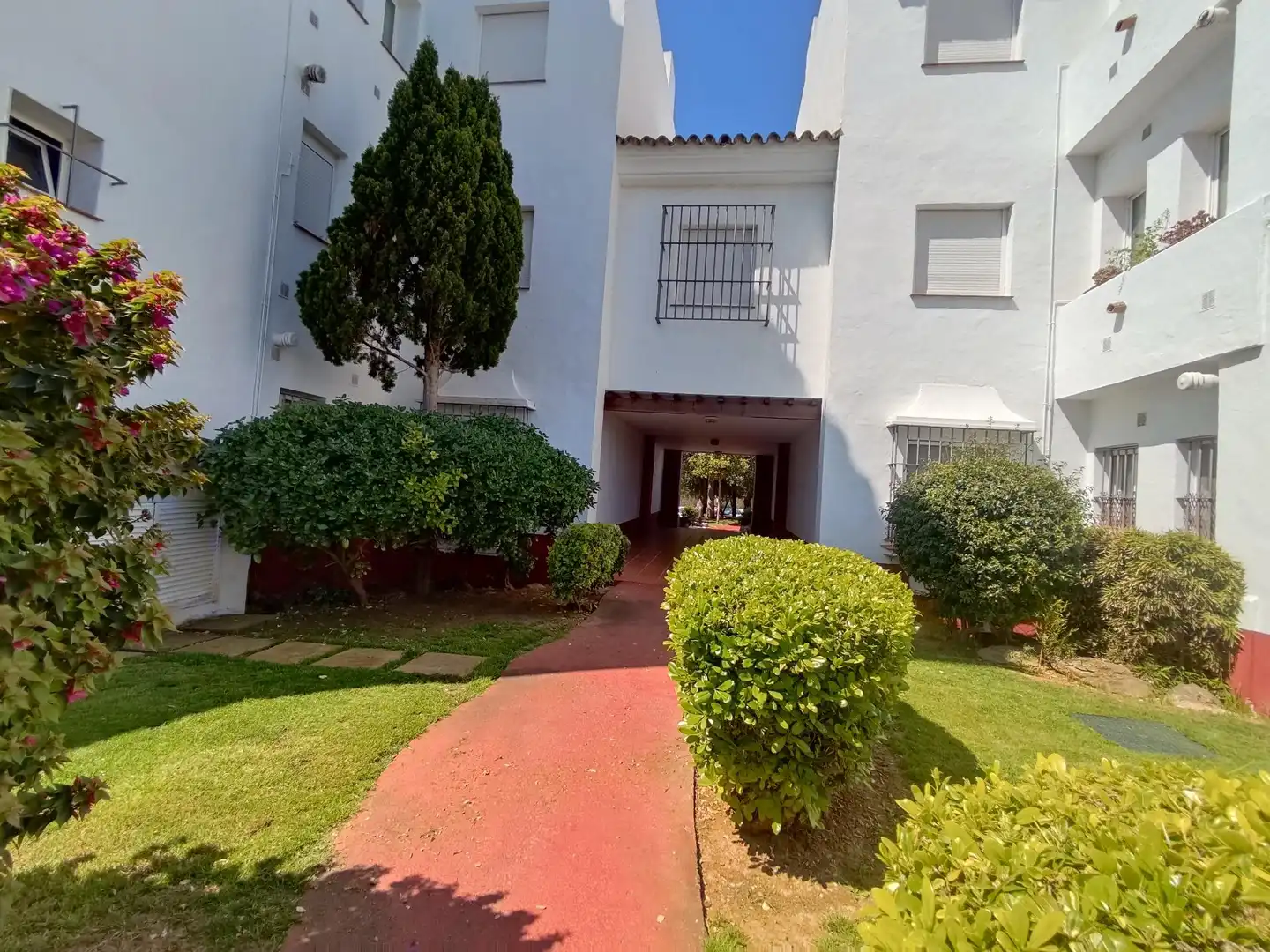 Exterior view of Apartments for sale in Rota  with Air Conditioner, Private garden and Terrace