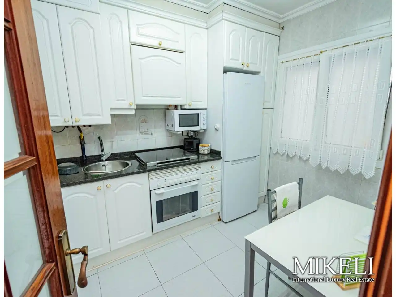 Cocina de Piso en venta en Santander con Calefacción y Parquet