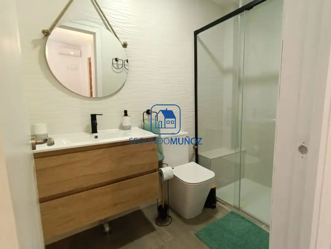 Bany de Apartament en venda en Mazarrón amb Terrassa, Traster i Piscina comunitària