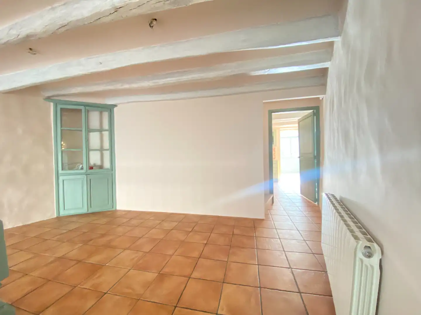 Menjador de Casa adosada en venda en Corbera de Llobregat amb Calefacció, Parquet i Terrassa