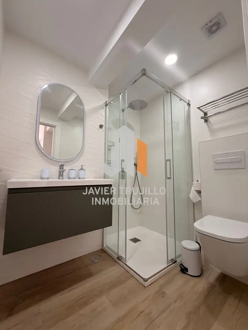 Badezimmer von Wohnungen zur Miete in Vélez-Málaga
