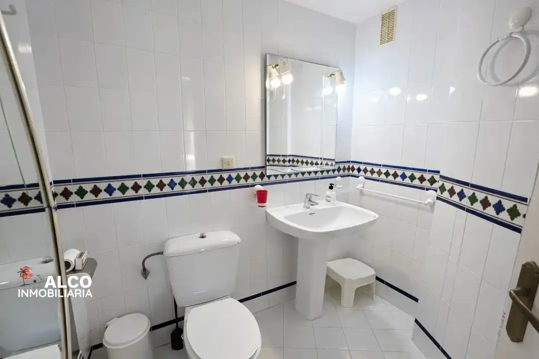 Bathroom of Flat for sale in Torrox  with Terrace and Swimming Pool
