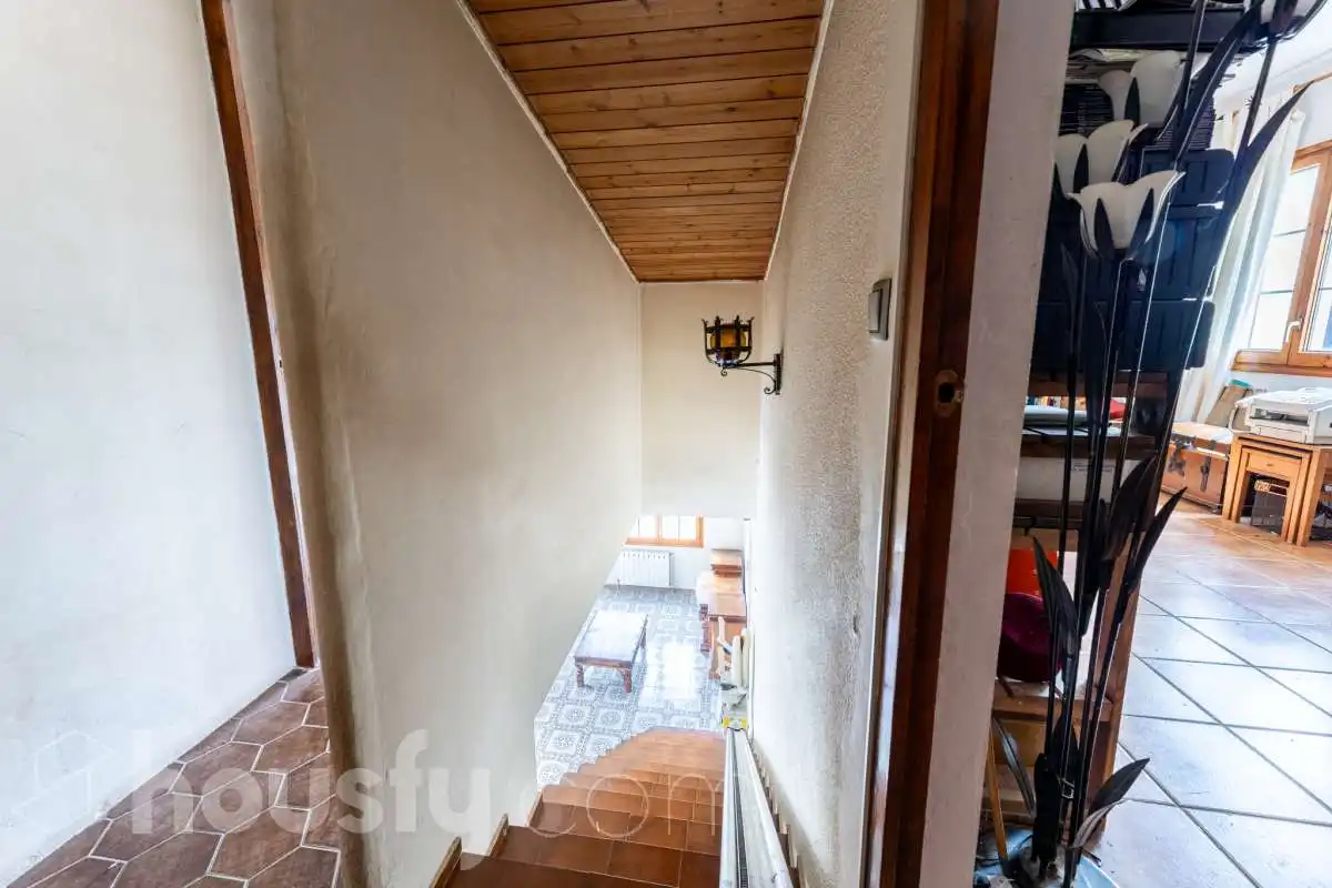 Casa o xalet en venda en Torrelles de Foix amb Aire condicionat, Calefacció i Jardí privat