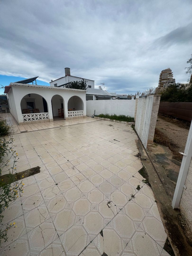 Garden of House or chalet for sale in Tavernes de la Valldigna  with Air Conditioner