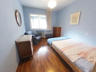 Appartamento con ascensore in affitto a Calle de Ardemans