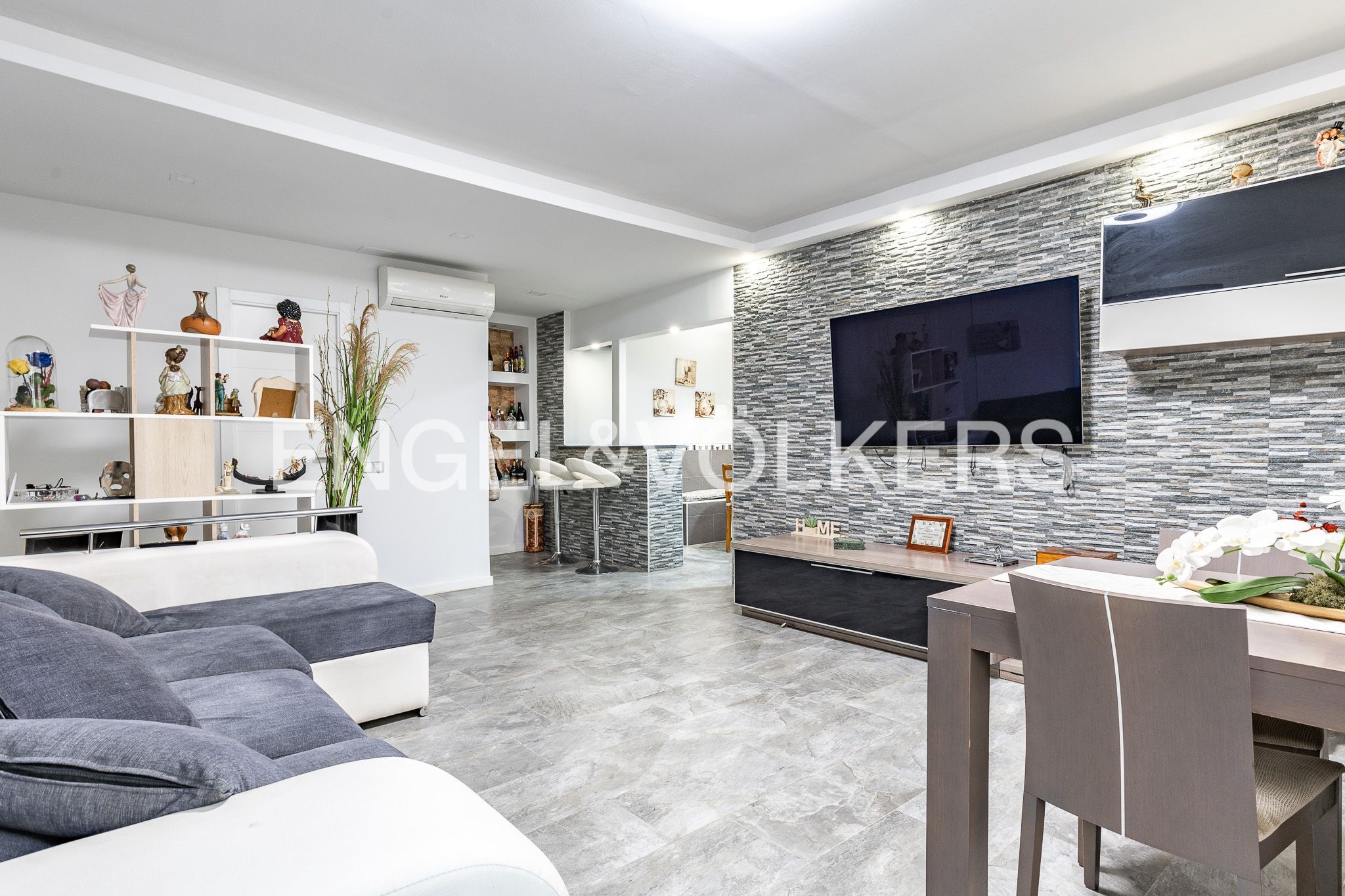 Sala de estar de Dúplex en venta en Montcada i Reixac con Aire acondicionado, Calefacción y Terraza