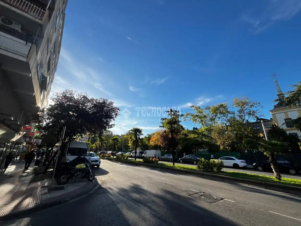Vista exterior de Piso en venta en Torrejón de Ardoz con Calefacción