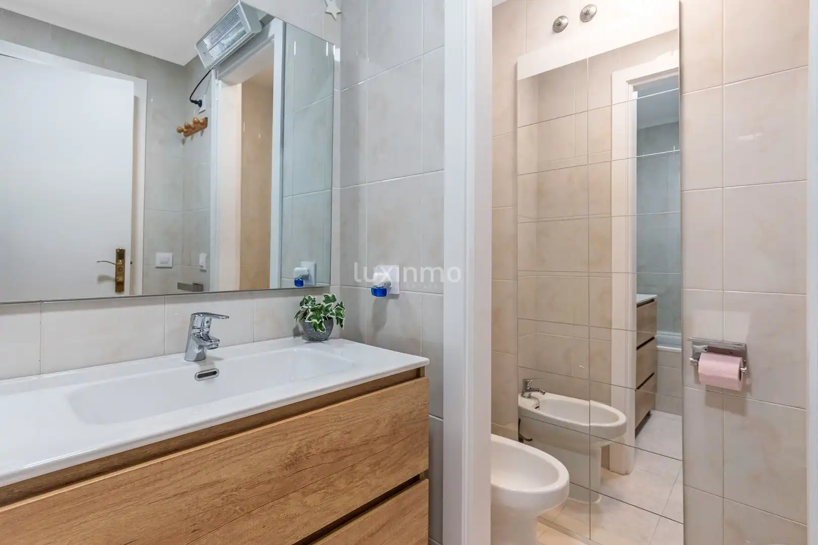 Baño de Finca rústica en venta en Finestrat con Aire acondicionado, Terraza y Trastero
