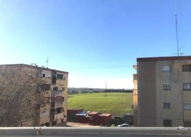 Vista exterior de Piso en venta en Alcalá de Guadaira