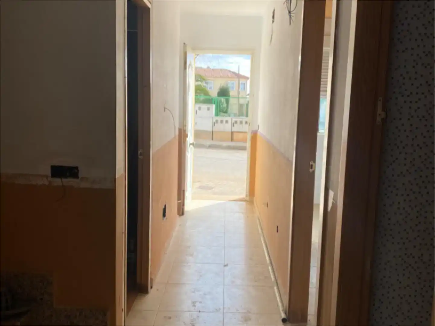 Casa adosada en venda en Moral de Calatrava amb Balcó