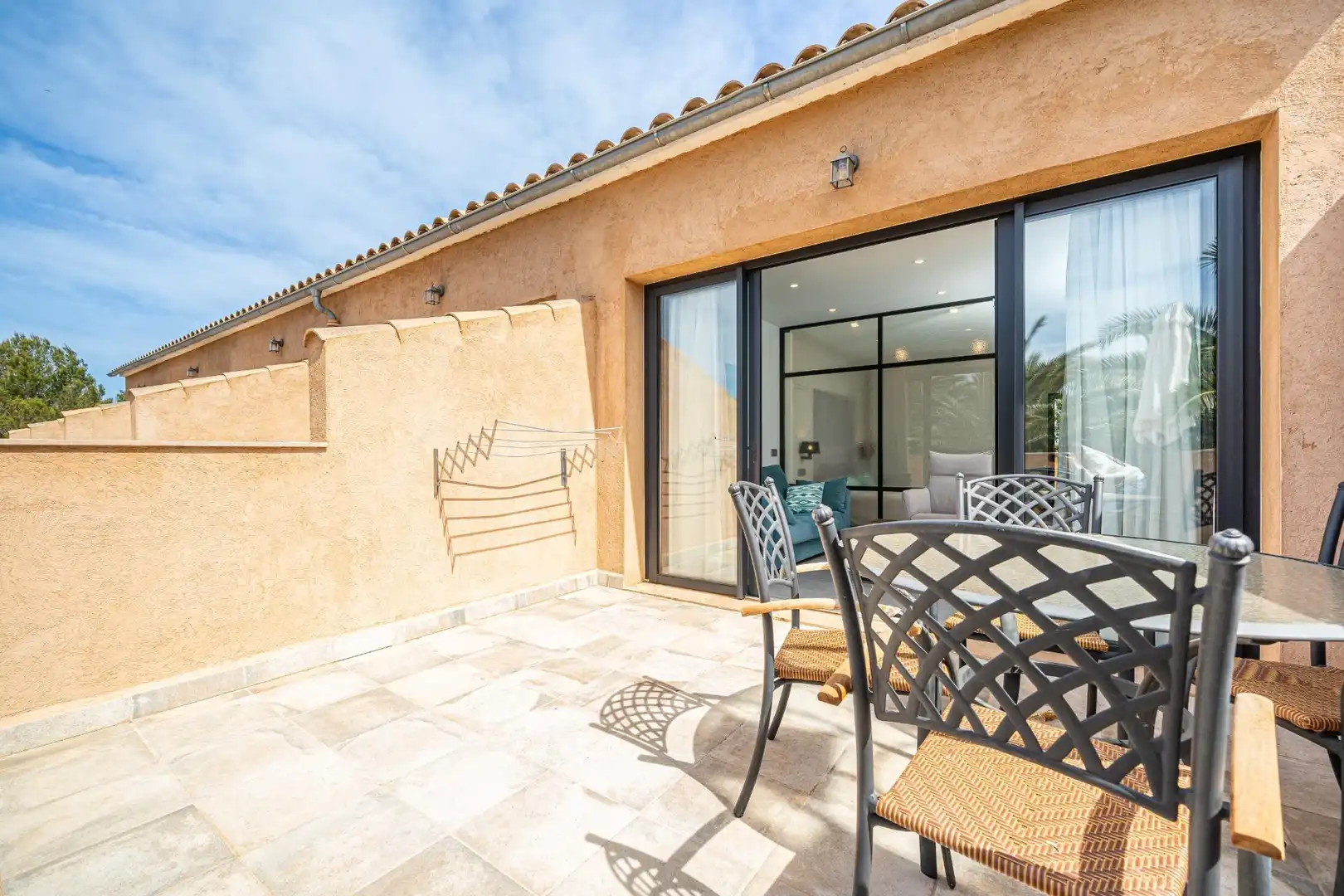 Terraza de Edificio en venta en Ses Salines con Piscina comunitaria