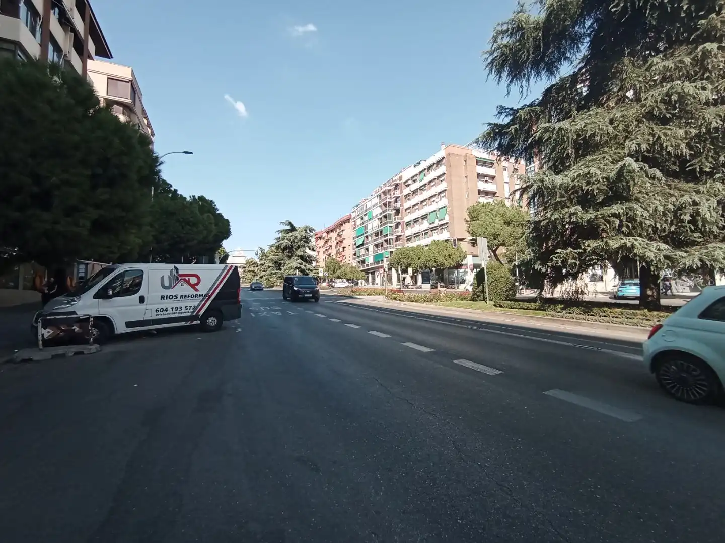 Außenansicht von Garage zur Miete in Arganzuela