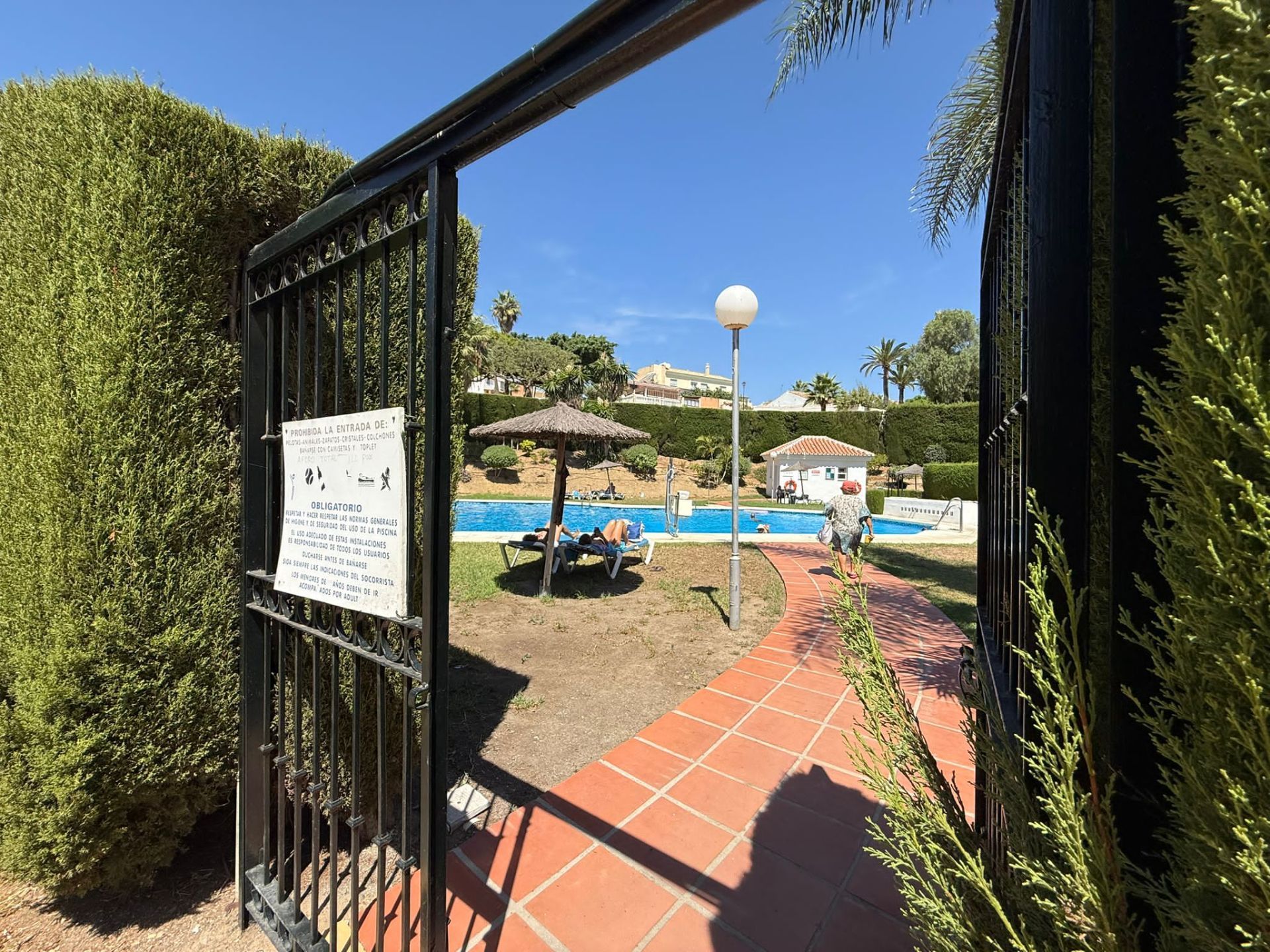 Piscina de Pis en venda en Vélez-Málaga amb Aire condicionat, Calefacció i Terrassa