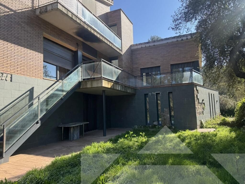 Vista exterior de Casa o xalet en venda en Castellnou de Bages amb Jardí privat, Terrassa i Balcó