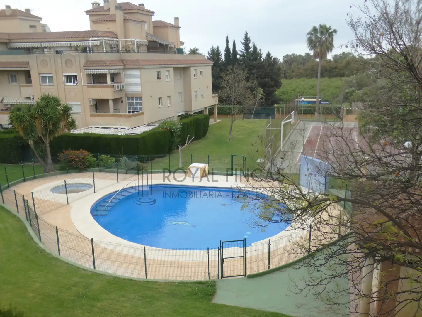 Swimming pool of Flat for sale in Málaga  with Air Conditioner, Terrace and Storage room