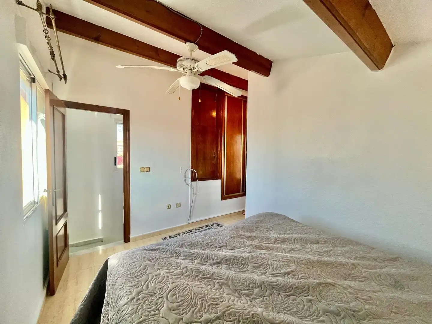 Dormitori de Casa o xalet en venda en Orihuela amb Calefacció, Piscina i Moblat