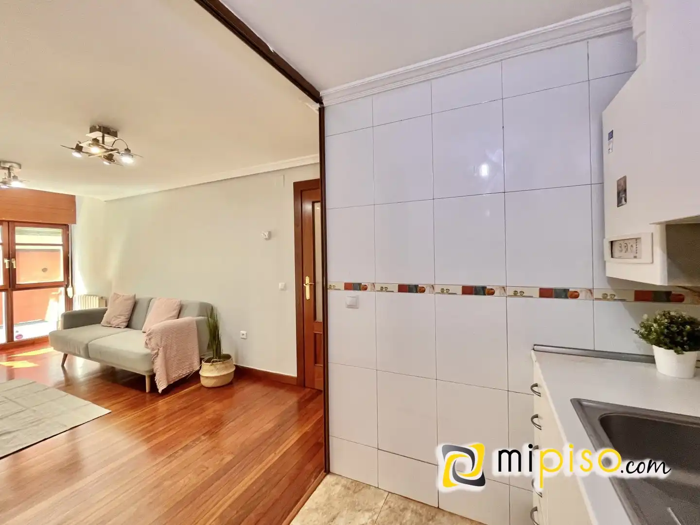 Piso en venta en Santoña con Calefacción