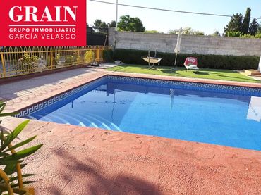 Xalet amb piscina en venda a Pedanías - Extrarradio