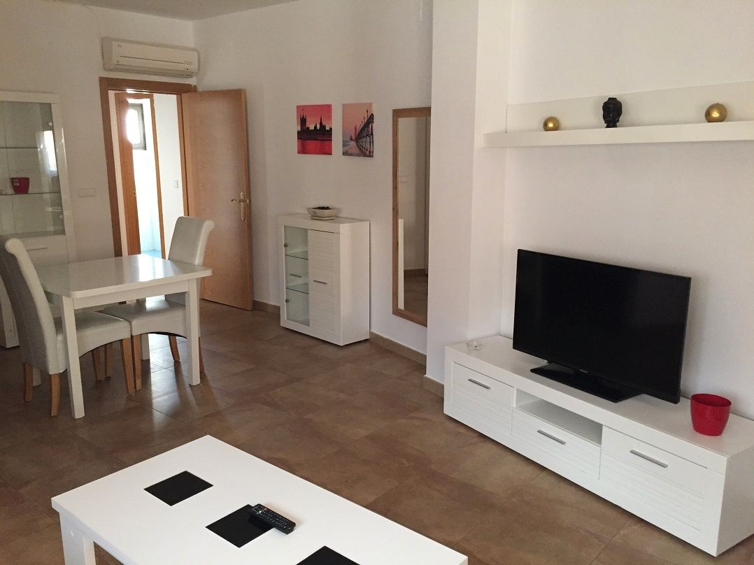 Living room of Flat to rent in Villafranca de Córdoba  with Air Conditioner, Heating and Furnished