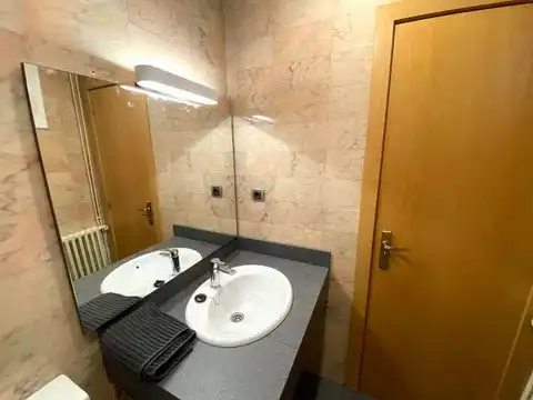 Piso con terraza en alquiler en Ciutat Vella, imagen 39