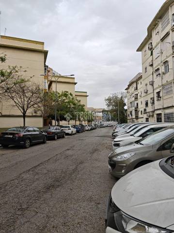 Piso en Venta en C. Cancionera en Tiro de Línea