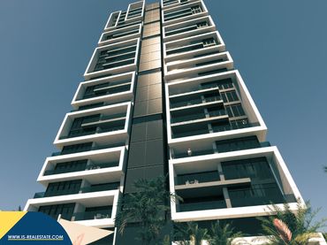 Apartamento con piscina en venta en Levante Alto