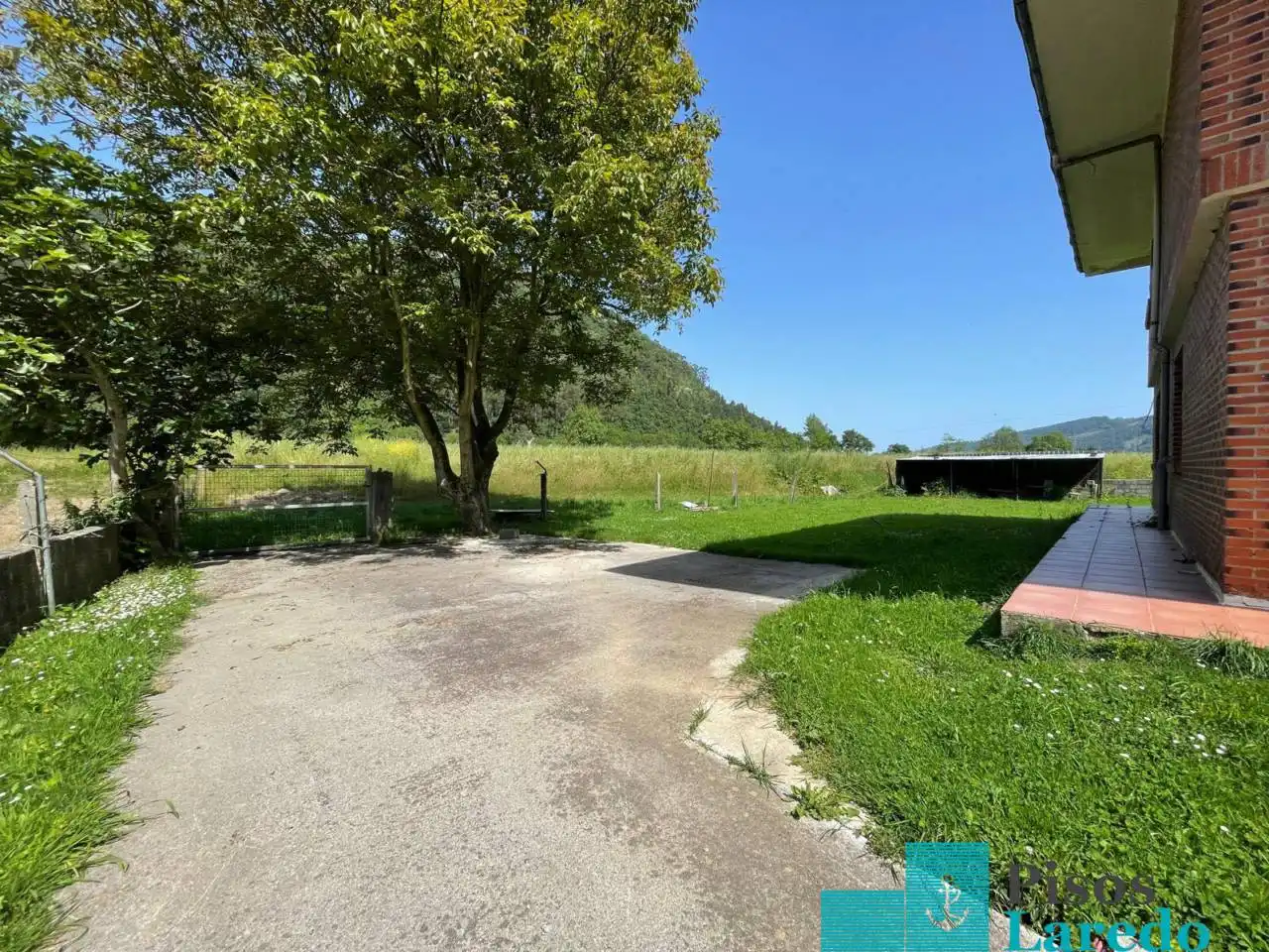 Casa o chalet en venta en Ampuero con Jardín privado, Parquet y Terraza