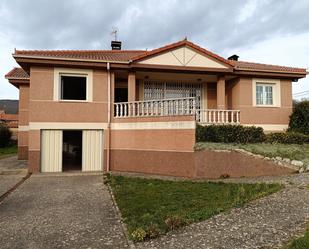 Exterior view of House or chalet for sale in Castrillo de Villavega  with Heating and Terrace