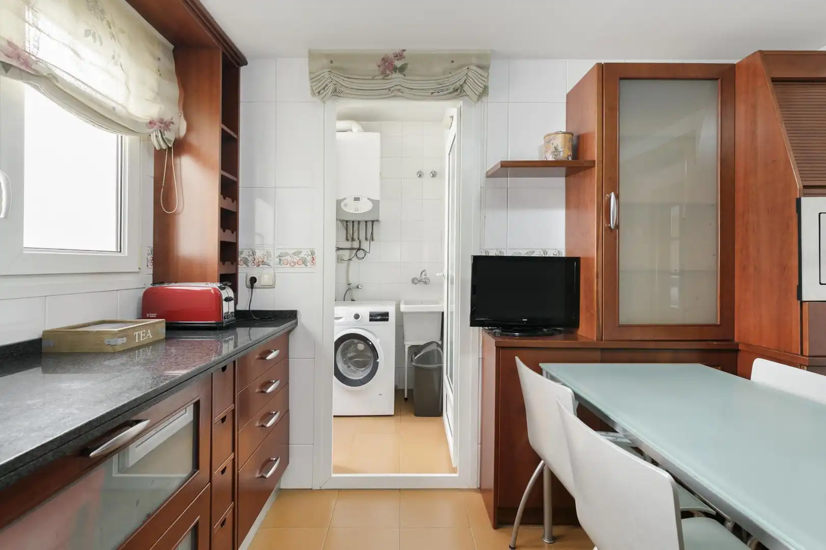 Apartamento en venta en 54 Calle Ramón y Cajal #escalera p3 / 4B, 34, Rosaleda - Juventud