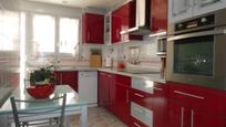 Cuina de Pis en venda en Montornès del Vallès amb Calefacció, Parquet i Balcó