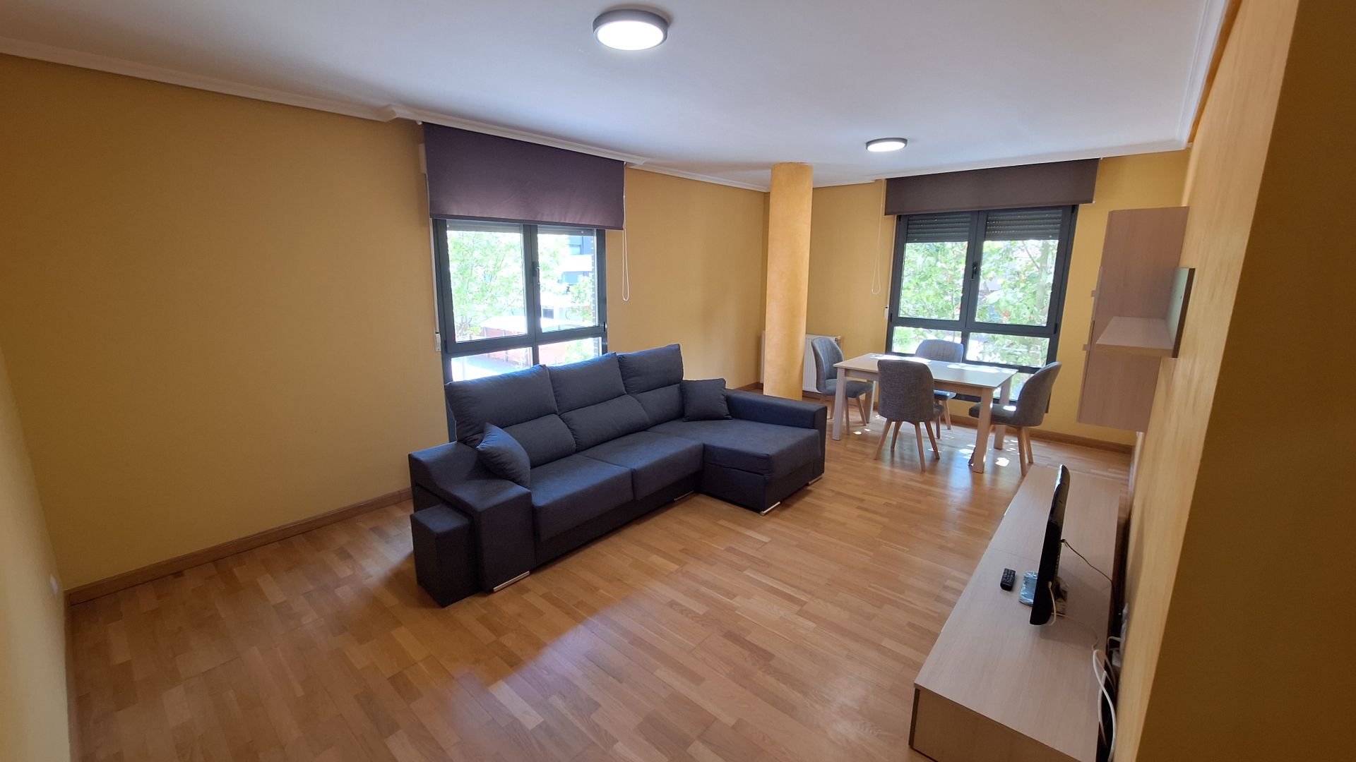 Living room of Flat to rent in Burgos Capital  with Terrace, Storage room and Furnished