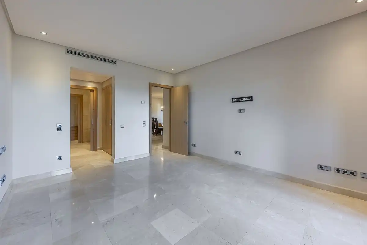 Piso con ascensor en venta en Milla de Oro, imagen 21